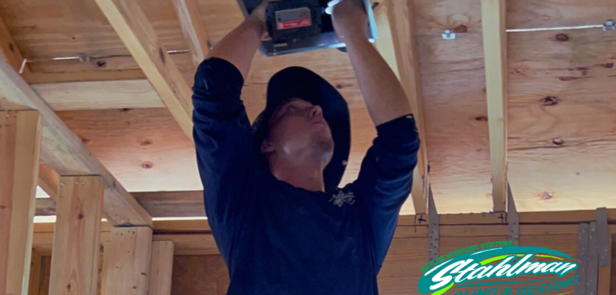 ac-duct-cleaning-naples-fl-1-895x430.png